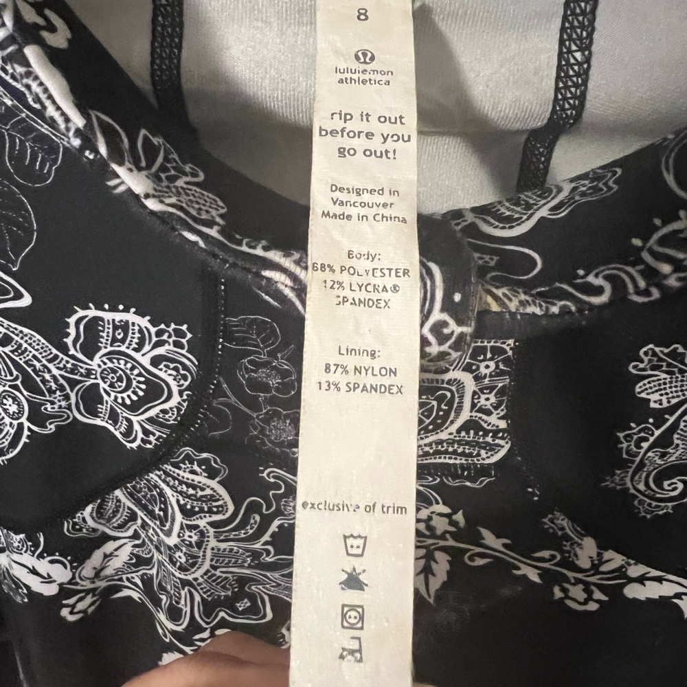 Lululemon jacket - Picture 2 of 3